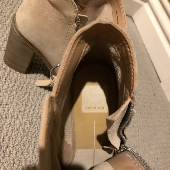 Suede tan winter heels - Picture 6 of 7